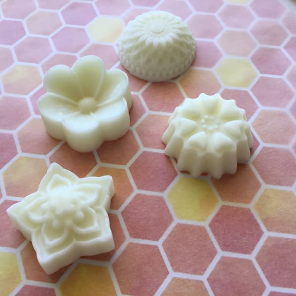 loral essential oil lotion bars