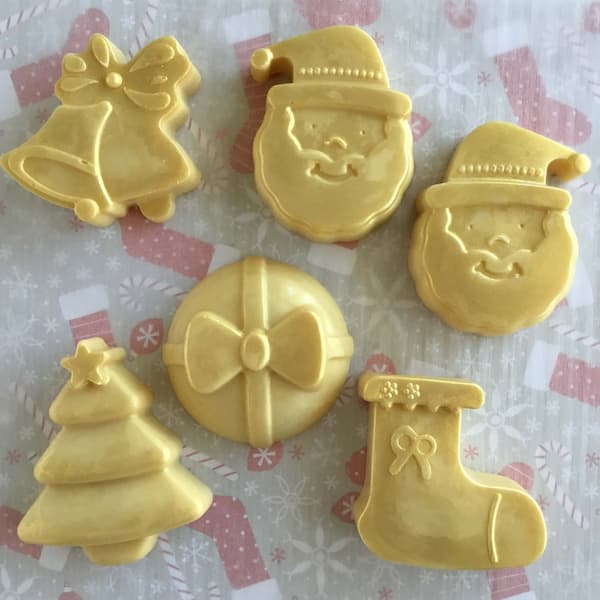 beautiful christmas essential oil lotion bars