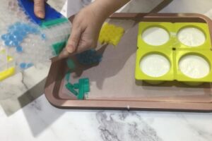 removing mosaic soap tiles from a silicone mosaic tile mould